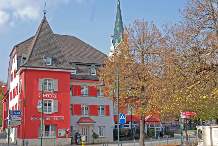 Hotel_Central_Laufen_aussen